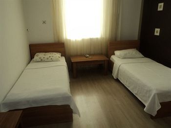 Apart Otel Send 3*