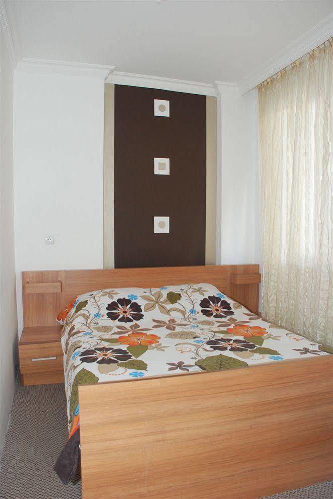 Send Apart Otel 3*